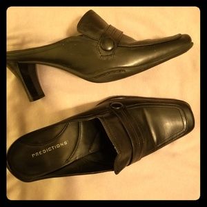 Pair shoes